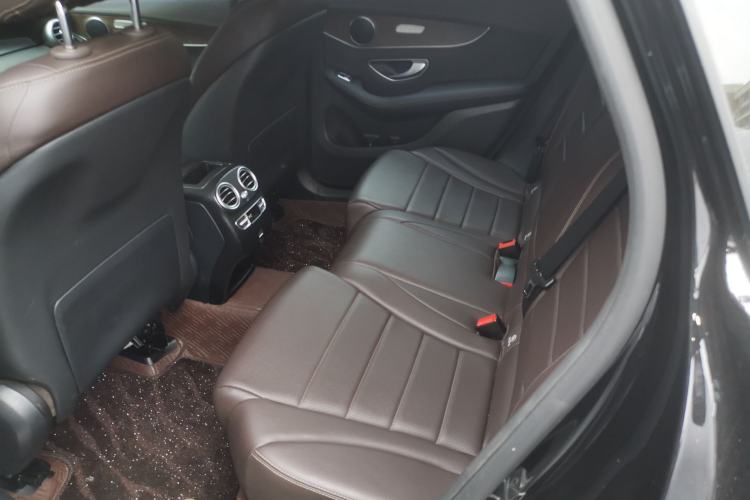 Used Mercedes-Benz GLC 2022 Second Facelift GLC 300 L 4MATIC Luxury Edition Left Rear Seat