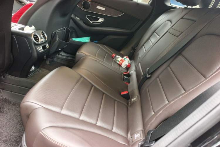 Used Mercedes-Benz GLC 2022 Second Facelift GLC 260 L 4MATIC Luxury Edition Left Rear Seat
