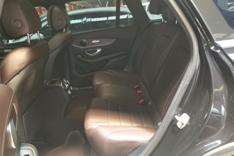 Used Mercedes-Benz GLC 2022 Refreshed GLC 300 L 4MATIC Dynamic Edition Left Rear Seat