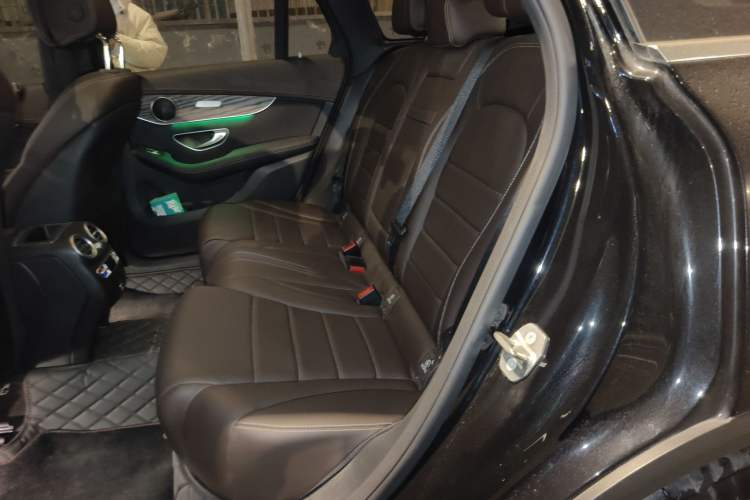 Used Mercedes-Benz GLC 2022 Refreshed GLC 300 L 4MATIC Dynamic Edition Prestige Version Left Rear Seat
