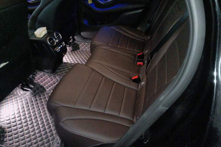 Used Mercedes-Benz GLC 2022 Refreshed GLC 300 L 4MATIC Dynamic Edition Prestige Version Left Rear Seat