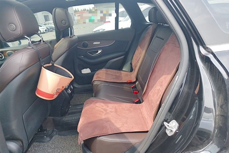 Used Mercedes-Benz GLC 2022 Second Facelift GLC 260 L 4MATIC Luxury Edition Left Rear Seat