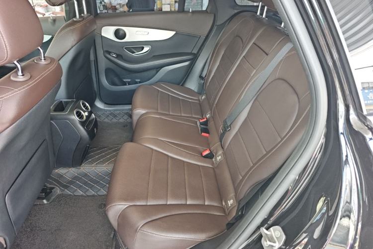 Used Mercedes-Benz GLC 2022 Facelift GLC 260 L 4MATIC Luxury Edition Left Rear Seat