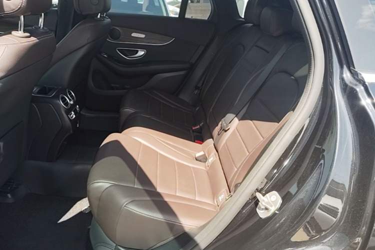 Used Mercedes-Benz GLC 2022 Refreshed GLC 300 L 4MATIC Dynamic Edition Prestige Version Left Rear Seat