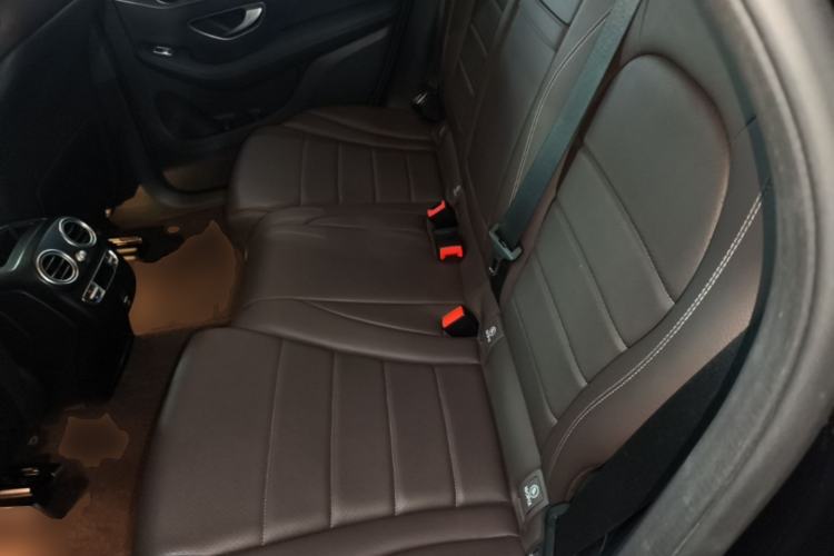 Used Mercedes-Benz GLC 2022 Second Facelift GLC 260 L 4MATIC Luxury Edition Left Rear Seat