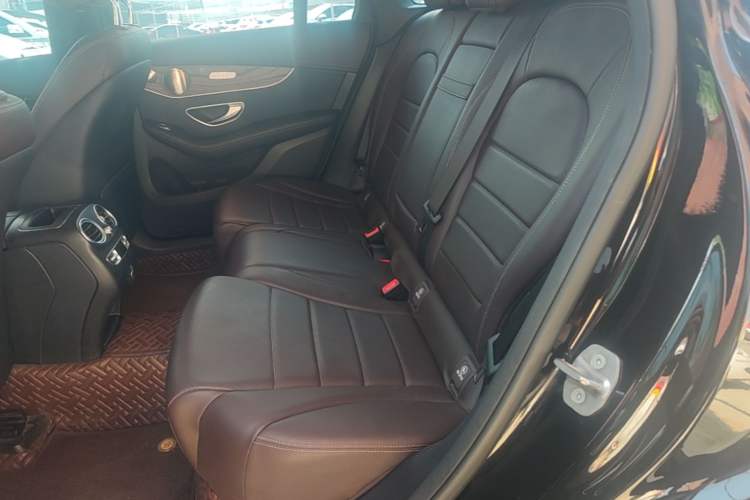 Used Mercedes-Benz GLC 2022 GLC 300 L 4MATIC Luxury Model Left Rear Seat