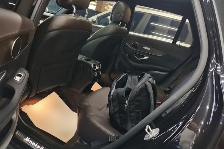 Used Mercedes-Benz GLC 2022 Refreshed GLC 300 L 4MATIC Dynamic Edition Prestige Version Left Rear Seat