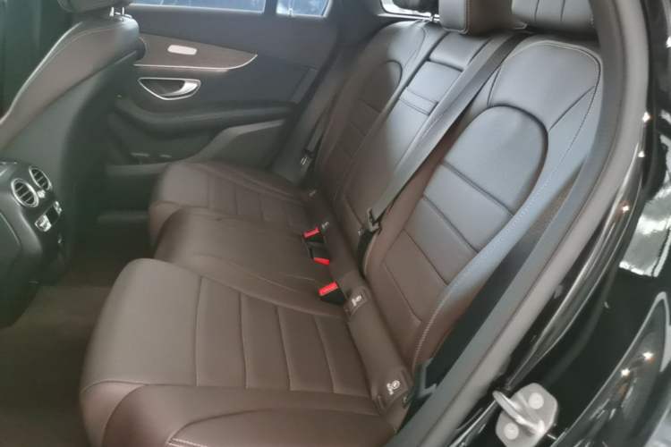 Used Mercedes-Benz GLC 2022 Refreshed GLC 300 L 4MATIC Dynamic Edition Prestige Version Left Rear Seat