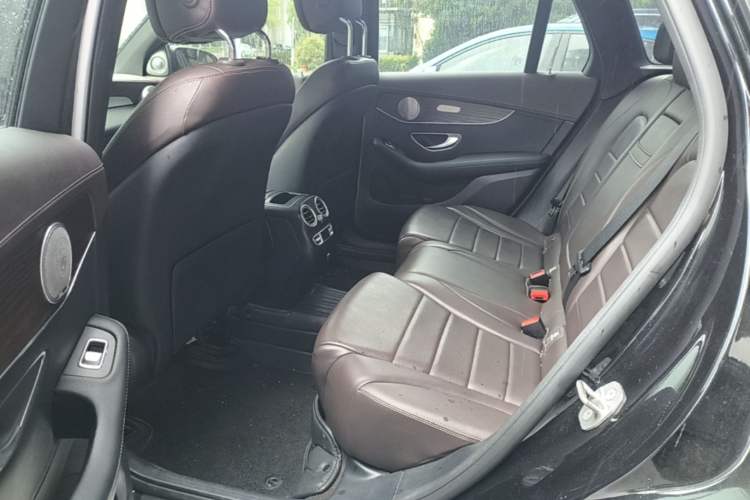 Used Mercedes-Benz GLC 2022 Facelift GLC 260 L 4MATIC Luxury Edition Left Rear Seat