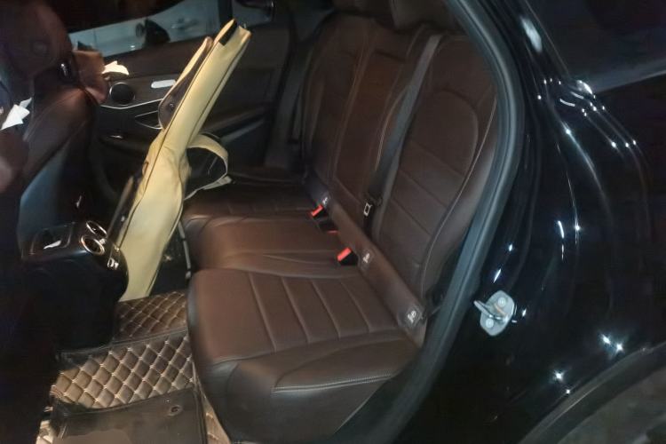 Used Mercedes-Benz GLC 2022 Facelift GLC 260 L 4MATIC Luxury Edition Left Rear Seat