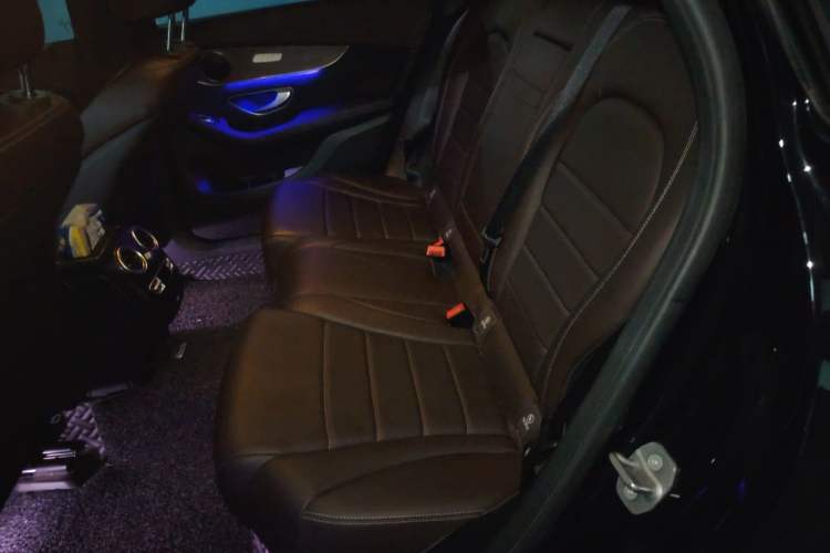 Used Mercedes-Benz GLC 2022 GLC 300 L 4MATIC Dynamic Edition Prestige Model Left Rear Seat