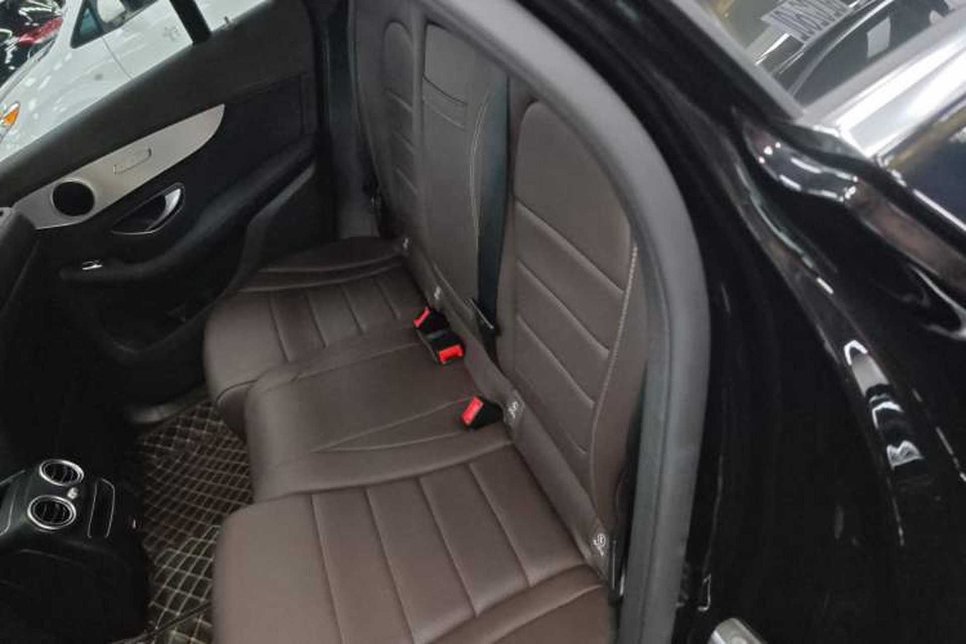 Used Mercedes-Benz GLC 2022 Refreshed GLC 260 L 4MATIC Dynamic Edition Left Rear Seat