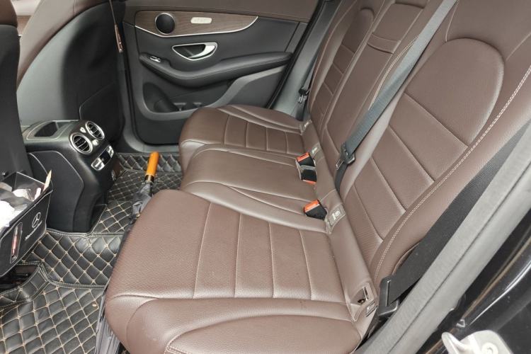 Used Mercedes-Benz GLC 2022 Refreshed GLC 300 L 4MATIC Dynamic Edition Prestige Version Left Rear Seat