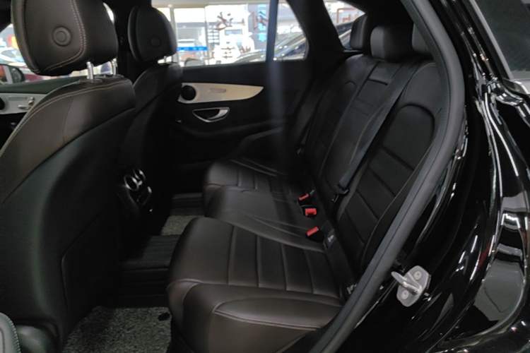 Used Mercedes-Benz GLC 2022 Facelifted GLC 260 L 4MATIC Dynamic Edition Left Rear Seat