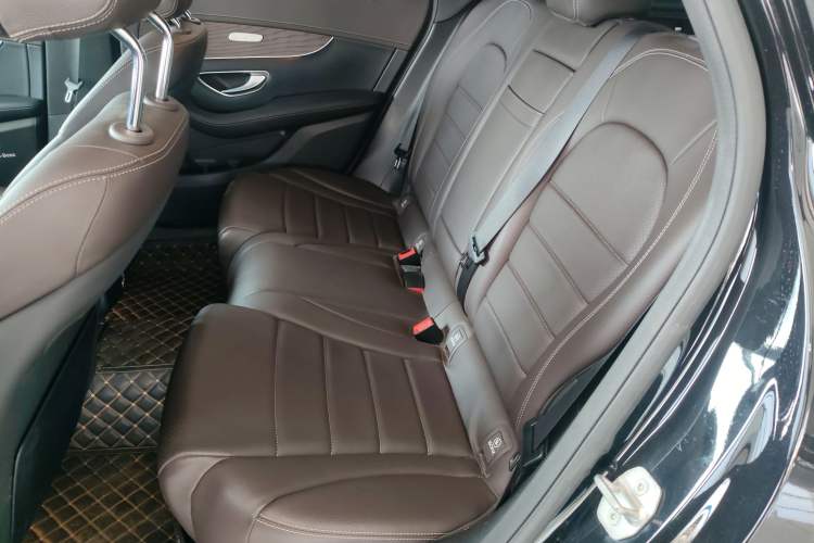 Used Mercedes-Benz GLC 2022 Refreshed GLC 300 L 4MATIC Dynamic Edition Prestige Version Left Rear Seat