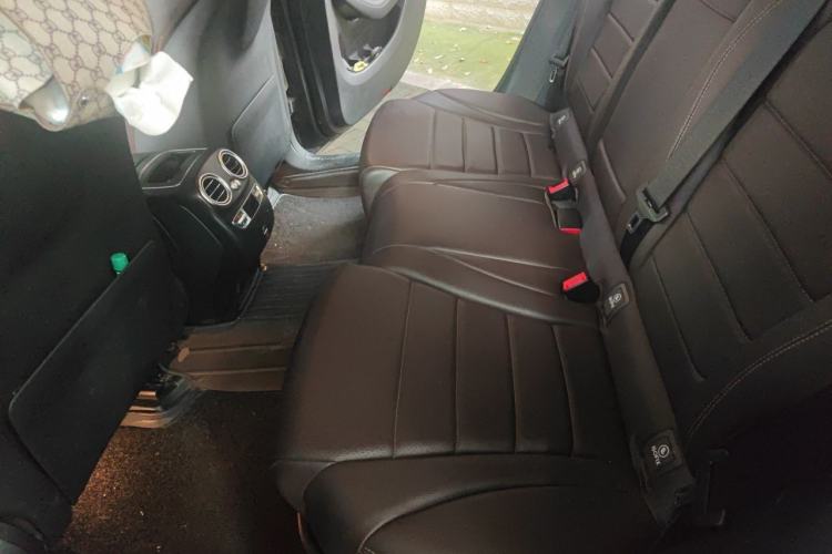 Used Mercedes-Benz GLC 2022 Facelift GLC 260 L 4MATIC Luxury Edition Left Rear Seat