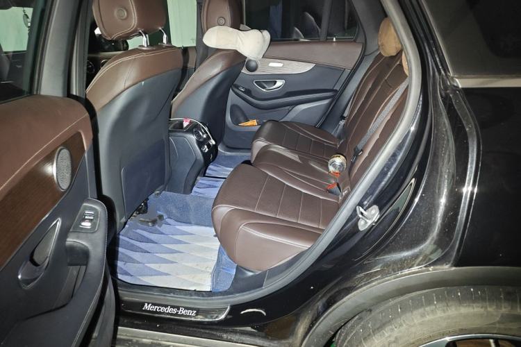 Used Mercedes-Benz GLC 2022 GLC 300 L 4MATIC Dynamic Edition Prestige Model Left Rear Seat