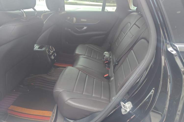 Used Mercedes-Benz GLC 2022 GLC 300 L 4MATIC Dynamic Model Left Rear Seat