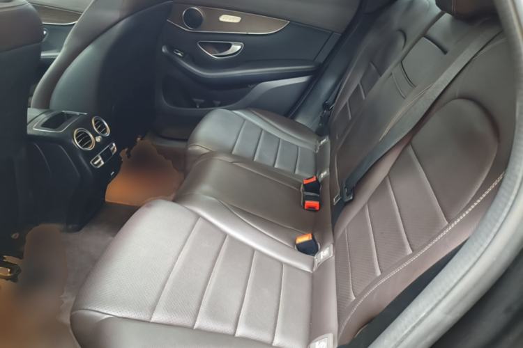 Used Mercedes-Benz GLC 2022 Second Facelift GLC 260 L 4MATIC Luxury Edition Left Rear Seat