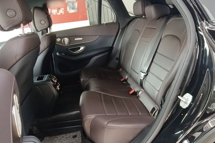 Used Mercedes-Benz GLC 2022 Refreshed GLC 300 L 4MATIC Dynamic Edition Left Rear Seat