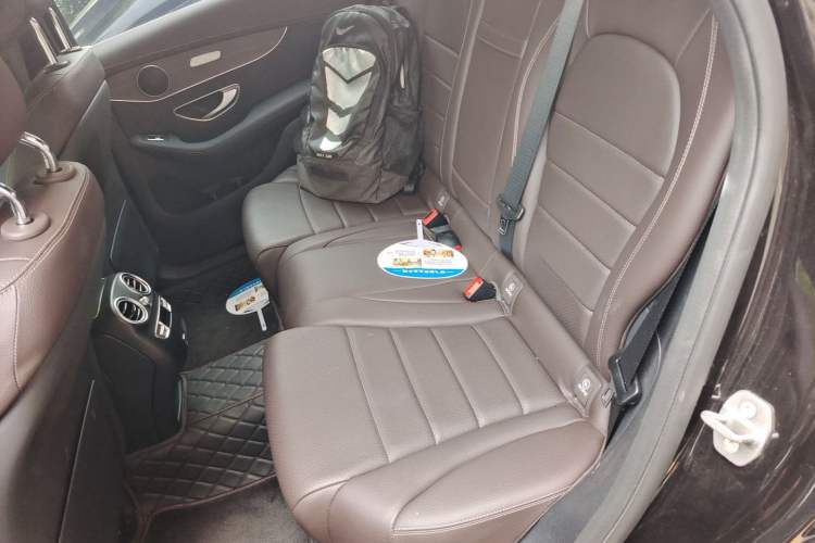 Used Mercedes-Benz GLC 2022 Second Facelift GLC 260 L 4MATIC Luxury Edition Left Rear Seat