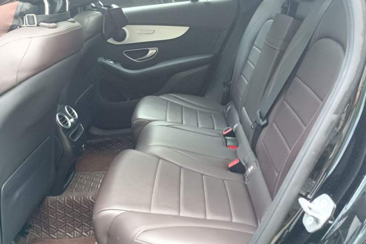 Used Mercedes-Benz GLC 2022 Refreshed GLC 260 L 4MATIC Dynamic Edition Left Rear Seat