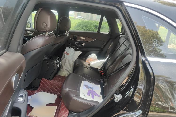 Used Mercedes-Benz GLC 2022 Second Facelift GLC 260 L 4MATIC Luxury Edition Left Rear Seat