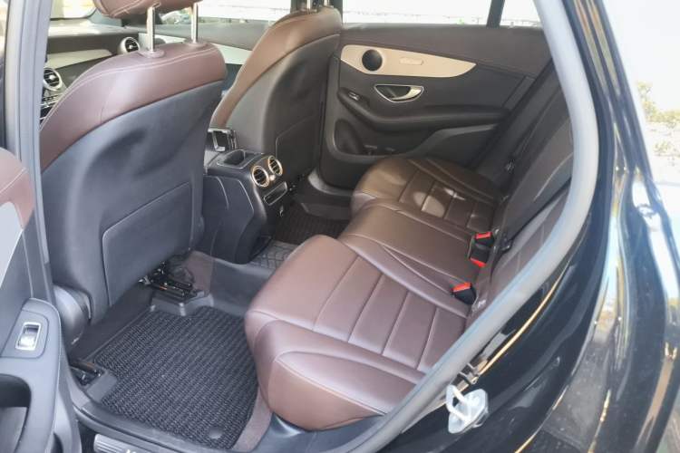 Used Mercedes-Benz GLC 2022 Facelifted GLC 260 L 4MATIC Dynamic Edition Left Rear Seat