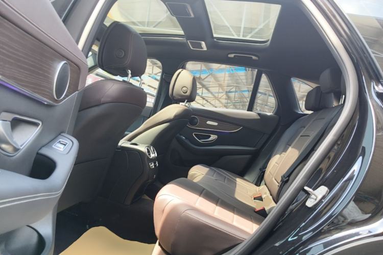 Used Mercedes-Benz GLC 2022 Second Facelift GLC 260 L 4MATIC Luxury Edition Left Rear Seat