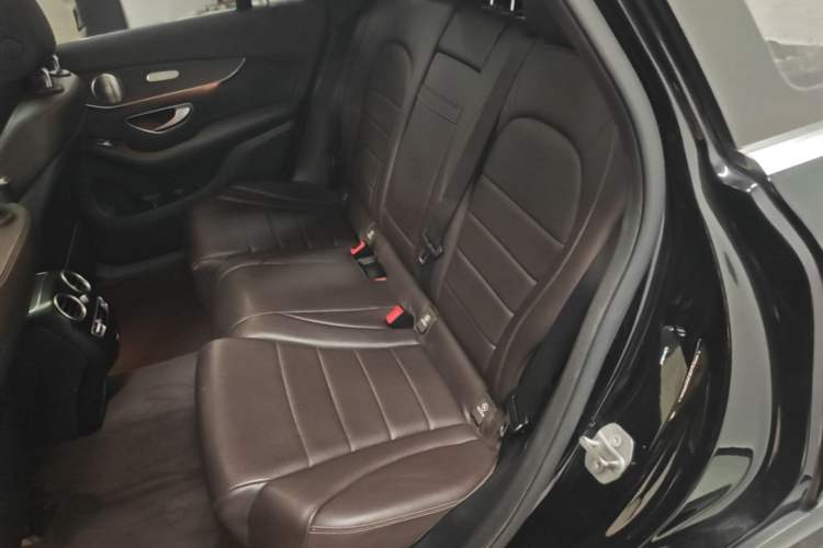 Used Mercedes-Benz GLC 2022 GLC 300 L 4MATIC Dynamic Model Left Rear Seat