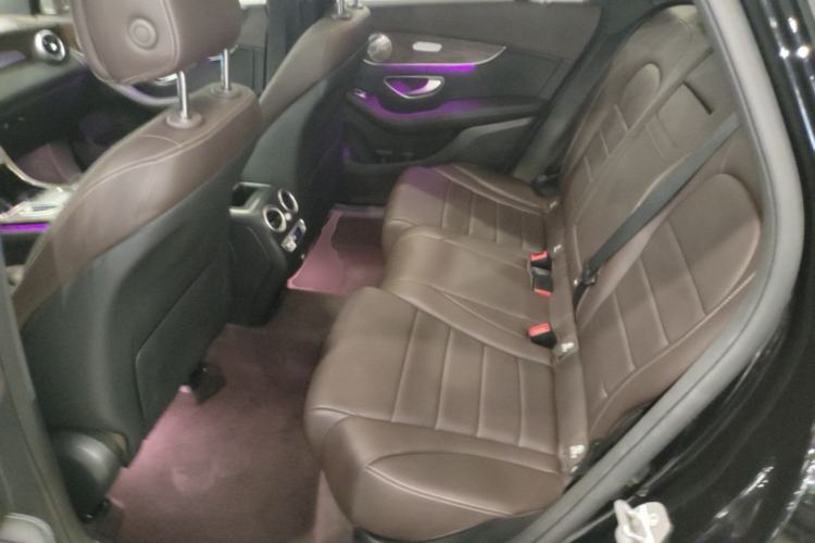 Used Mercedes-Benz GLC 2022 Facelift GLC 260 L 4MATIC Luxury Edition Left Rear Seat