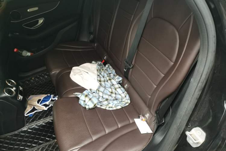 Used Mercedes-Benz GLC 2022 Refreshed GLC 300 L 4MATIC Dynamic Edition Prestige Version Left Rear Seat