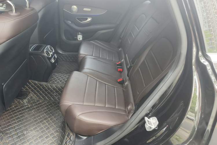 Used Mercedes-Benz GLC 2022 Refreshed GLC 300 L 4MATIC Dynamic Edition Prestige Version Left Rear Seat
