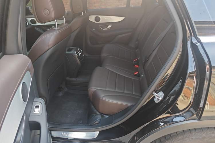 Used Mercedes-Benz GLC 2022 Facelifted GLC 260 L 4MATIC Dynamic Edition Left Rear Seat