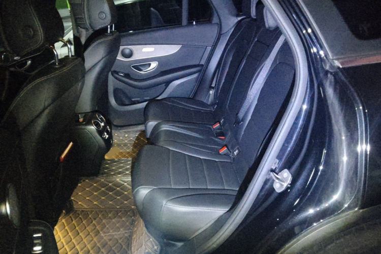Used Mercedes-Benz GLC 2022 Second Facelift GLC 260 L 4MATIC Luxury Edition Left Rear Seat