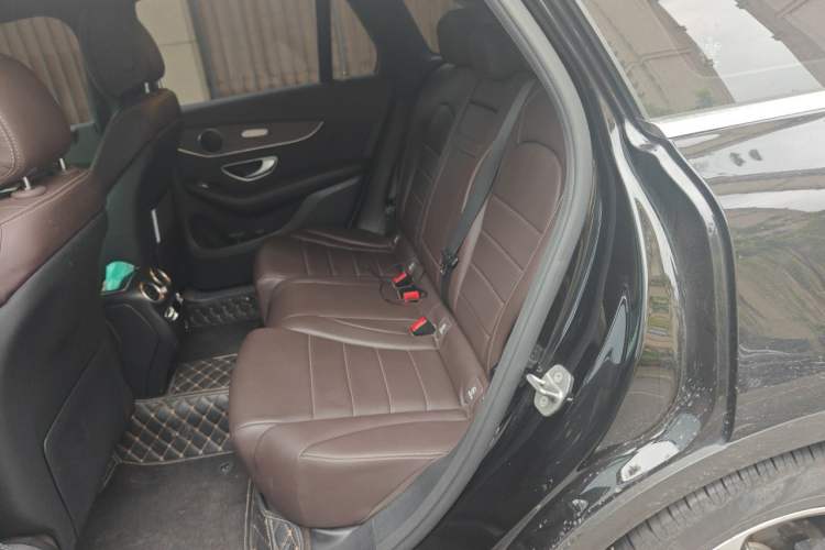 Used Mercedes-Benz GLC 2022 Refreshed GLC 300 L 4MATIC Dynamic Edition Prestige Version Left Rear Seat