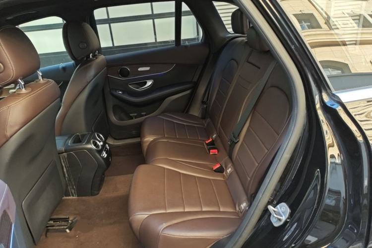 Used Mercedes-Benz GLC 2022 Refreshed GLC 300 L 4MATIC Dynamic Edition Prestige Version Left Rear Seat