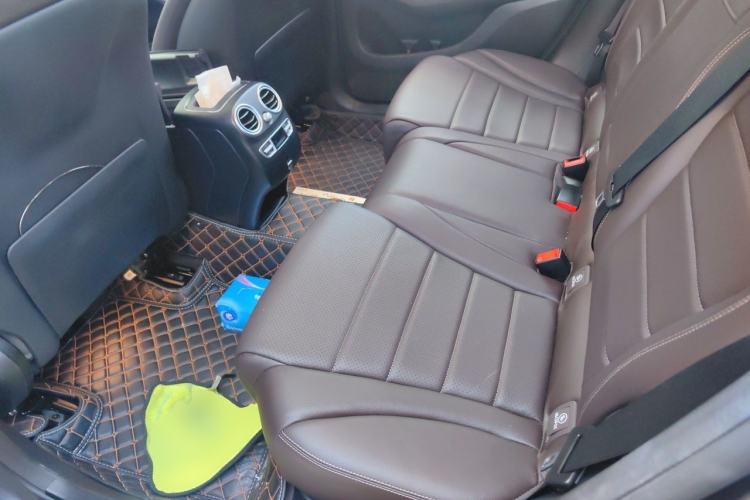 Used Mercedes-Benz GLC 2022 Facelift GLC 260 L 4MATIC Luxury Edition Left Rear Seat