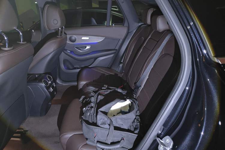 Used Mercedes-Benz GLC 2022 Refreshed GLC 300 L 4MATIC Dynamic Edition Prestige Version Left Rear Seat