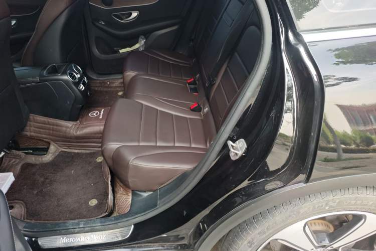 Used Mercedes-Benz GLC 2022 Refreshed GLC 300 L 4MATIC Dynamic Edition Prestige Version Left Rear Seat