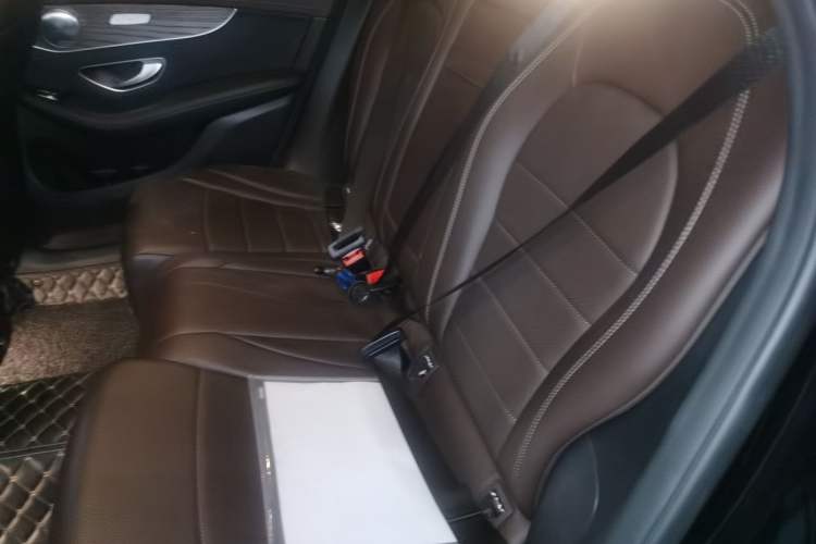 Used Mercedes-Benz GLC 2022 Refreshed GLC 300 L 4MATIC Dynamic Edition Prestige Version Left Rear Seat