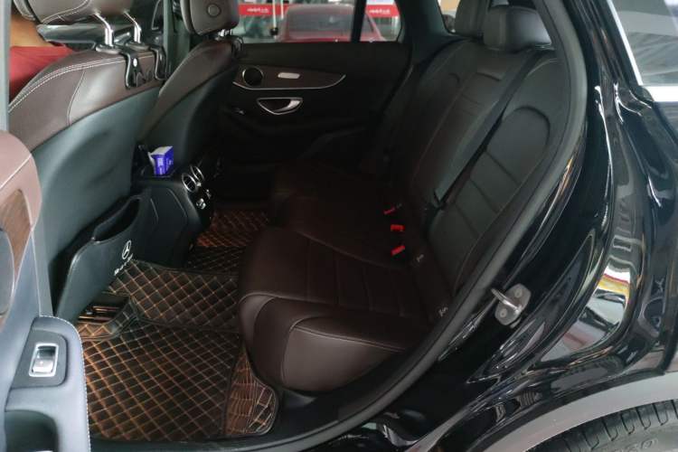 Used Mercedes-Benz GLC 2022 GLC 300 L 4MATIC Dynamic Edition Prestige Model Left Rear Seat
