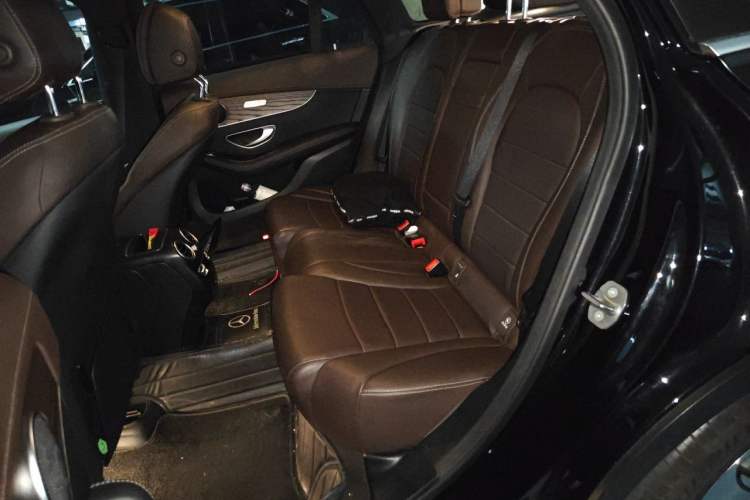 Used Mercedes-Benz GLC 2022 Refreshed GLC 300 L 4MATIC Dynamic Edition Prestige Version Left Rear Seat