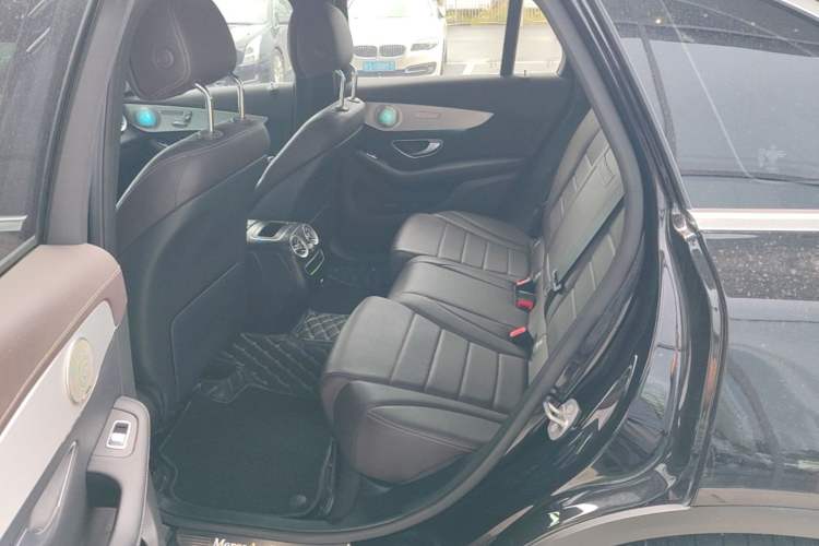 Used Mercedes-Benz GLC 2022 Facelifted GLC 260 L 4MATIC Dynamic Edition Left Rear Seat