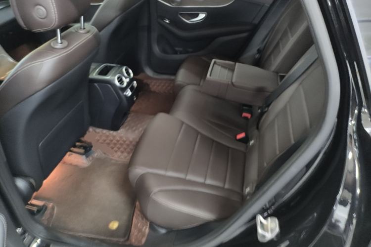 Used Mercedes-Benz GLC 2022 Second Facelift GLC 260 L 4MATIC Luxury Edition Left Rear Seat