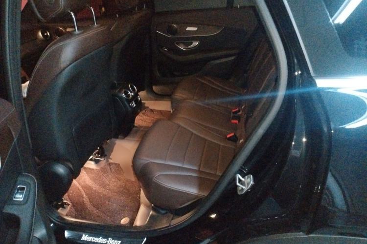 Used Mercedes-Benz GLC 2022 Refreshed GLC 300 L 4MATIC Dynamic Edition Prestige Version Left Rear Seat