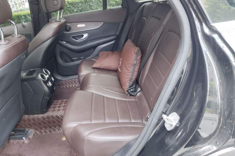 Used Mercedes-Benz GLC 2022 GLC 300 L 4MATIC Dynamic Edition Prestige Model Left Rear Seat