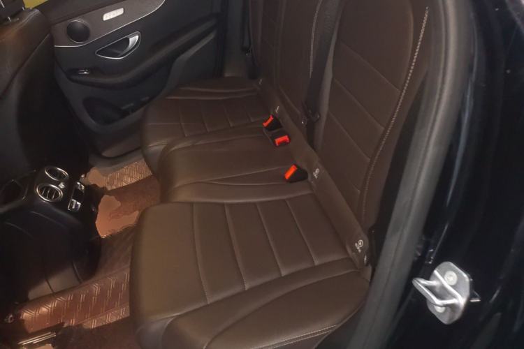 Used Mercedes-Benz GLC 2022 Refreshed GLC 300 L 4MATIC Dynamic Edition Prestige Version Left Rear Seat