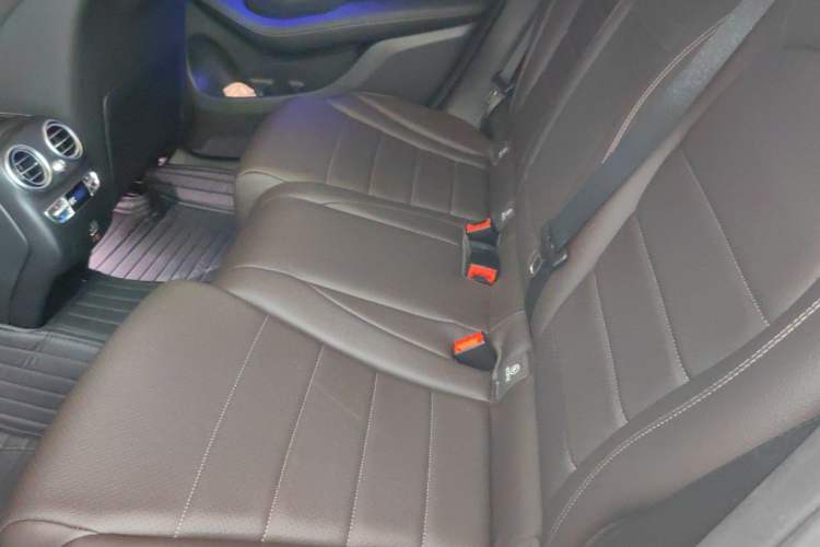 Used Mercedes-Benz GLC 2022 GLC 260 L 4MATIC Luxury Model Left Rear Seat