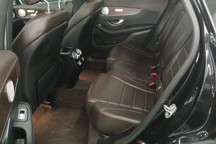 Used Mercedes-Benz GLC 2022 Facelift GLC 260 L 4MATIC Luxury Edition Left Rear Seat